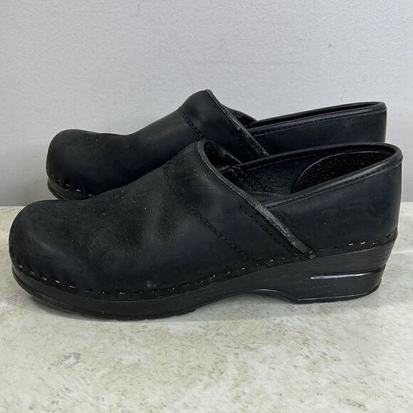 Bjorndal Black Clogs Size 10 - Picture 2 of 7